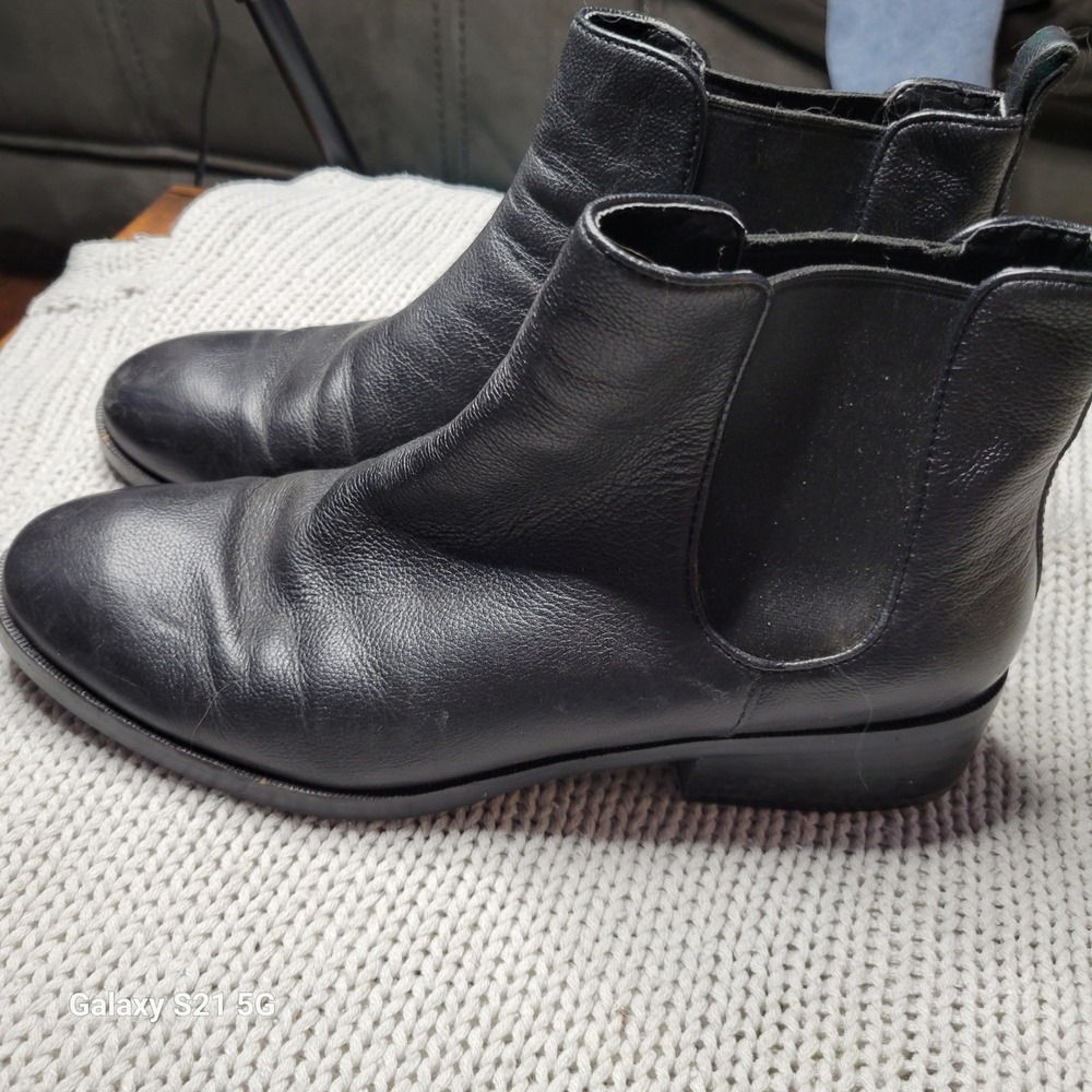 Cole Haan Womens Black Leather Chelsea Ankle Boots Pull On Low Heel Size 8B